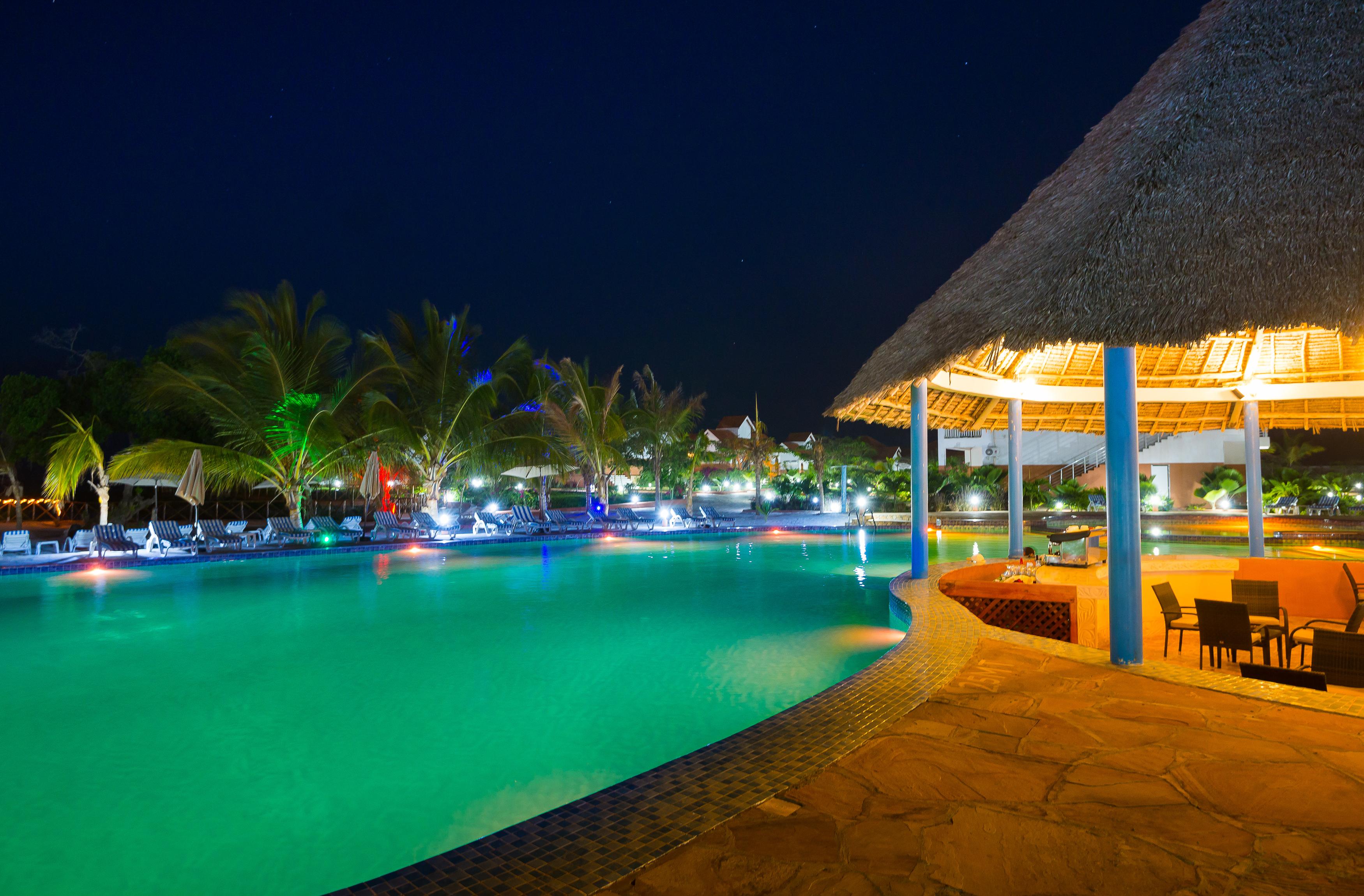 Azao Resort & Spa Pongwe Luaran gambar