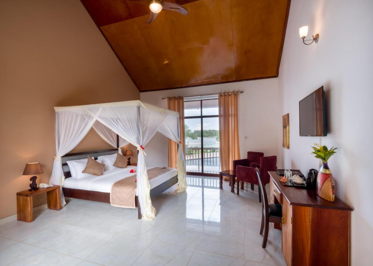 Azao Resort & Spa Pongwe Luaran gambar
