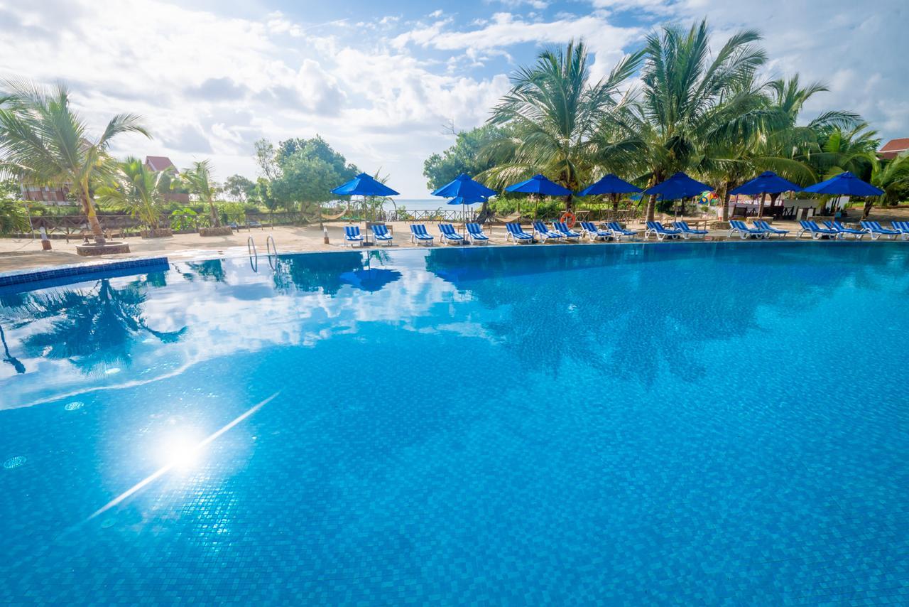 Azao Resort & Spa Pongwe Luaran gambar