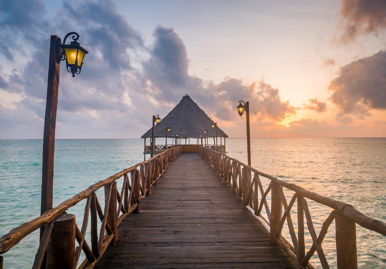 Azao Resort & Spa Pongwe Luaran gambar